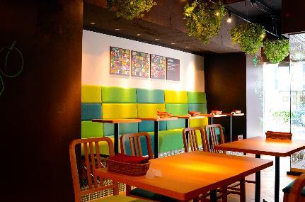 ウェイター・ウエイトレス/飲食店/カフェ