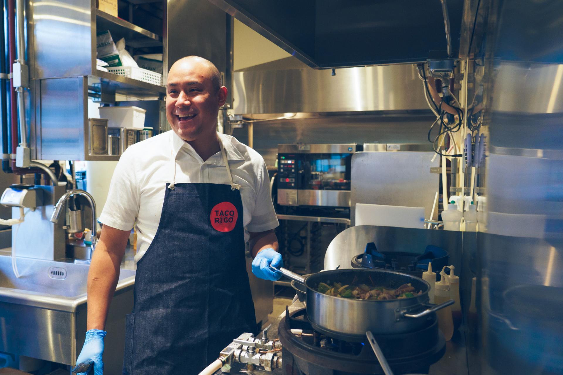 Nấu ăn in Nhà hàng/ quán cà phê