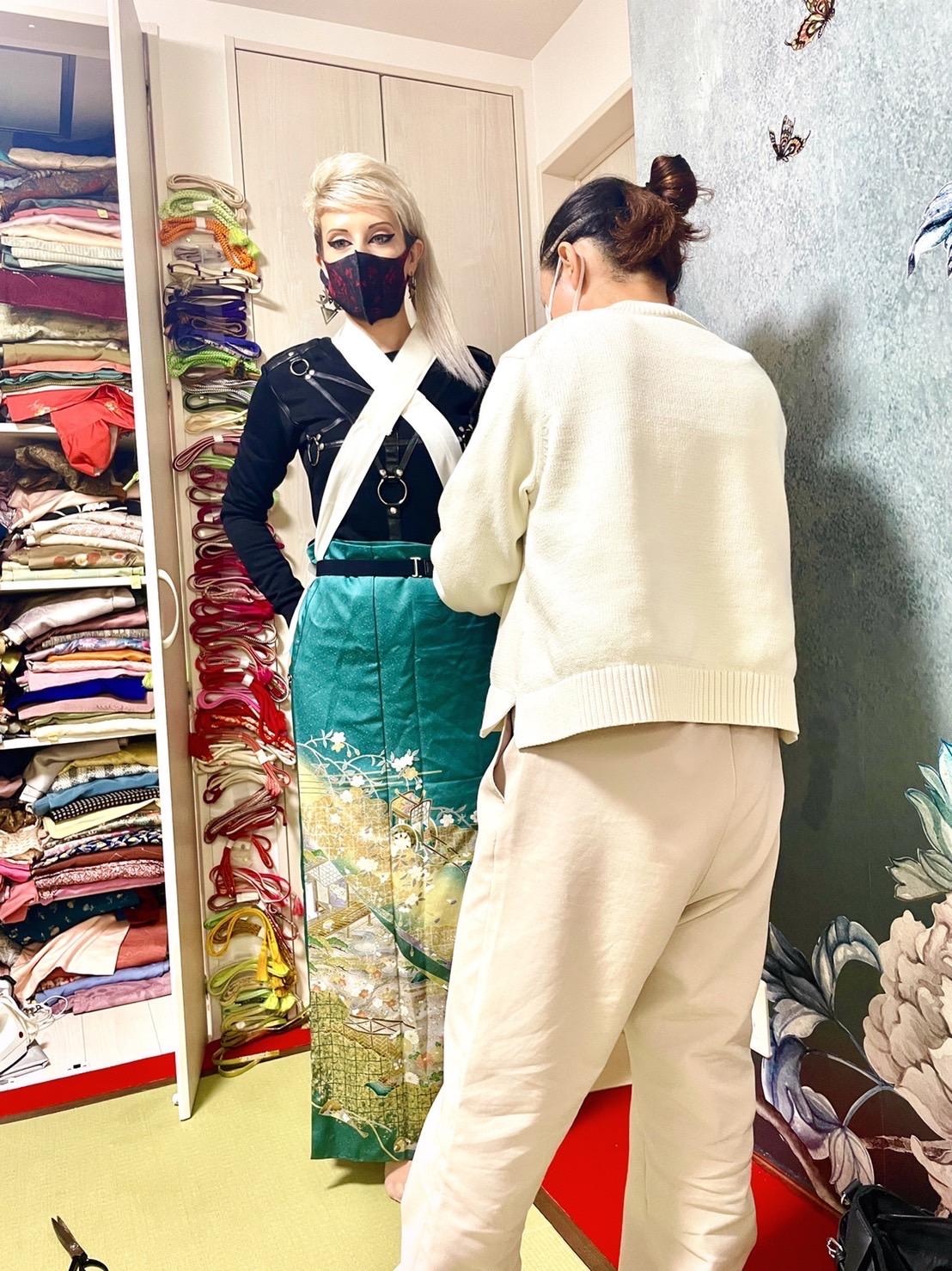 အေရာင္းသမား in ဖက်ရှင်