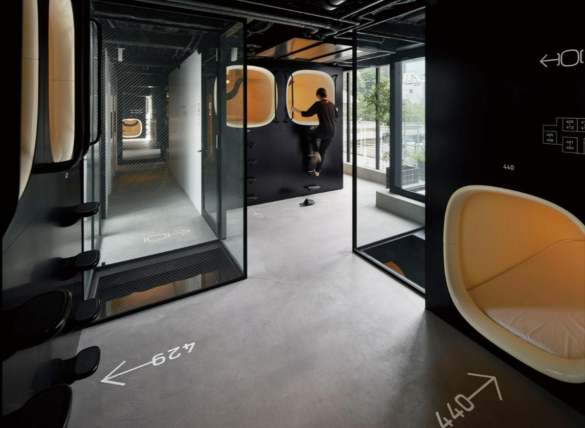 Hotel Cleaner in Hotel