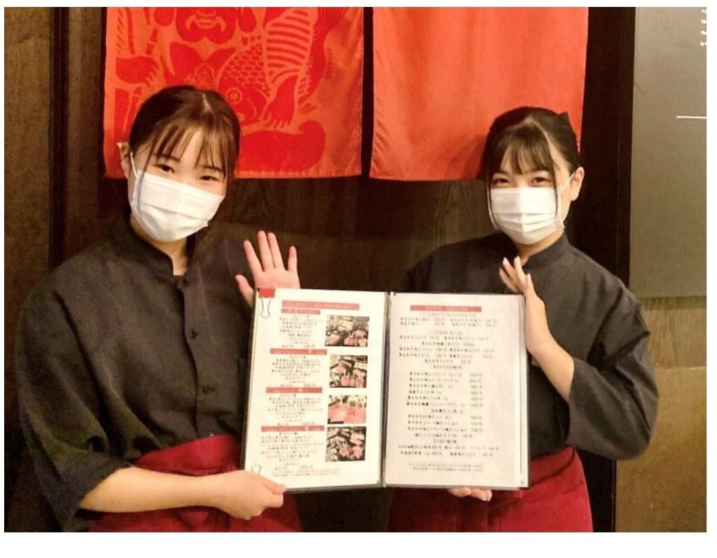 Nam phục vụ / Nữ phục vụ in Khách sạn