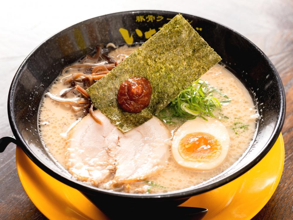 ချက်ပြုတ်ခြင်း in စားသောက်ဆိုင် / ခေါက်ဆွဲ