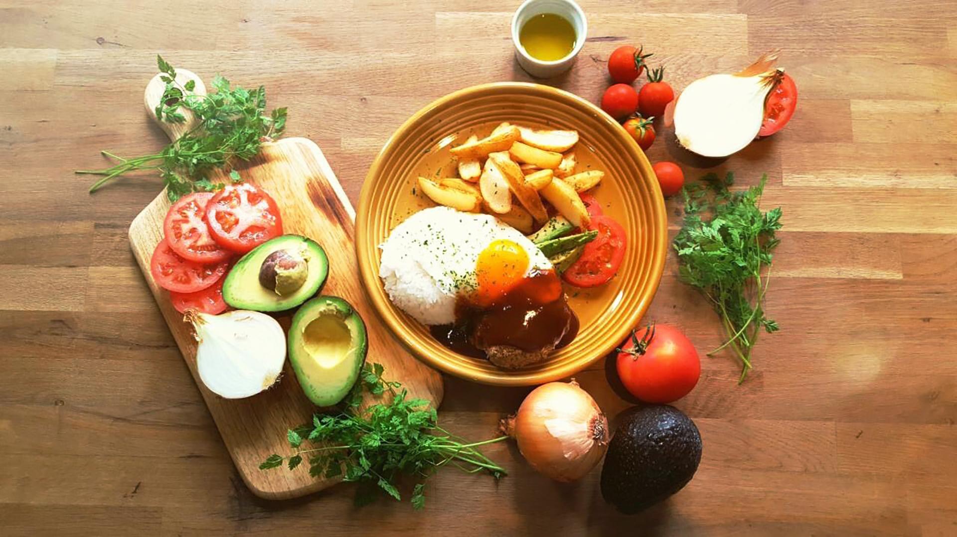 Waiter/ Waitress in Restaurant