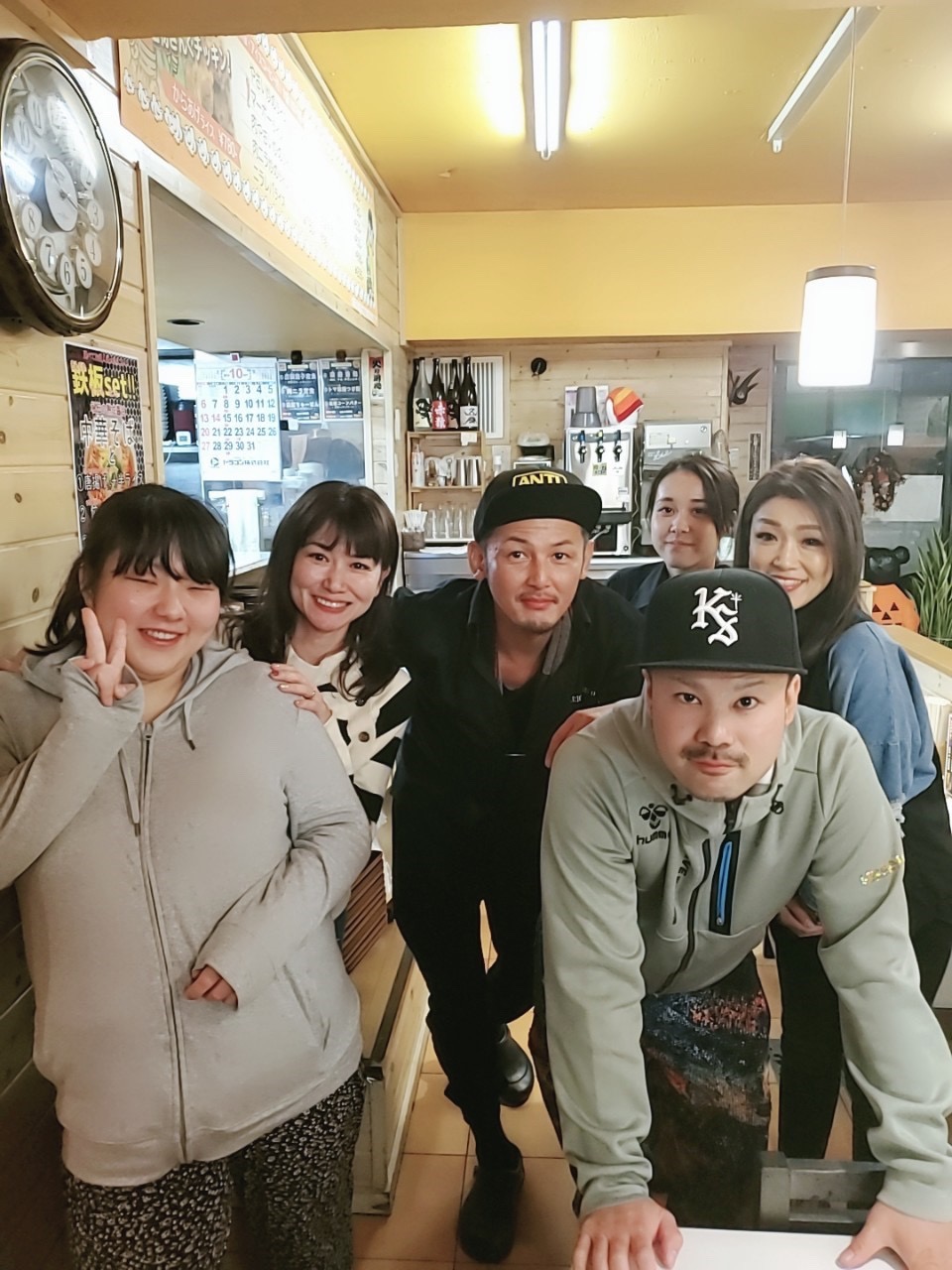 Waiter/ Waitress in Hotel