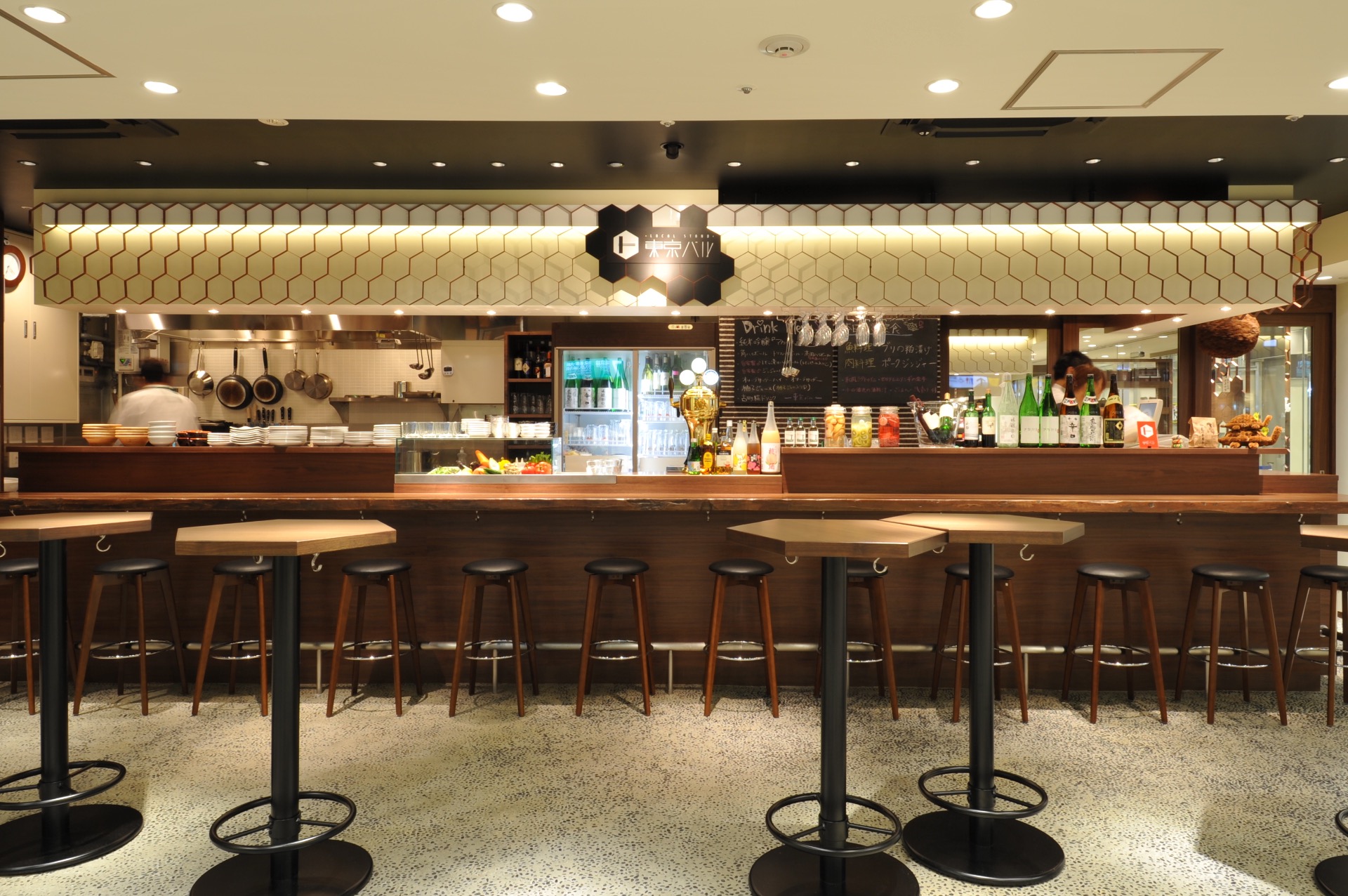 Kitchen server in Restaurant