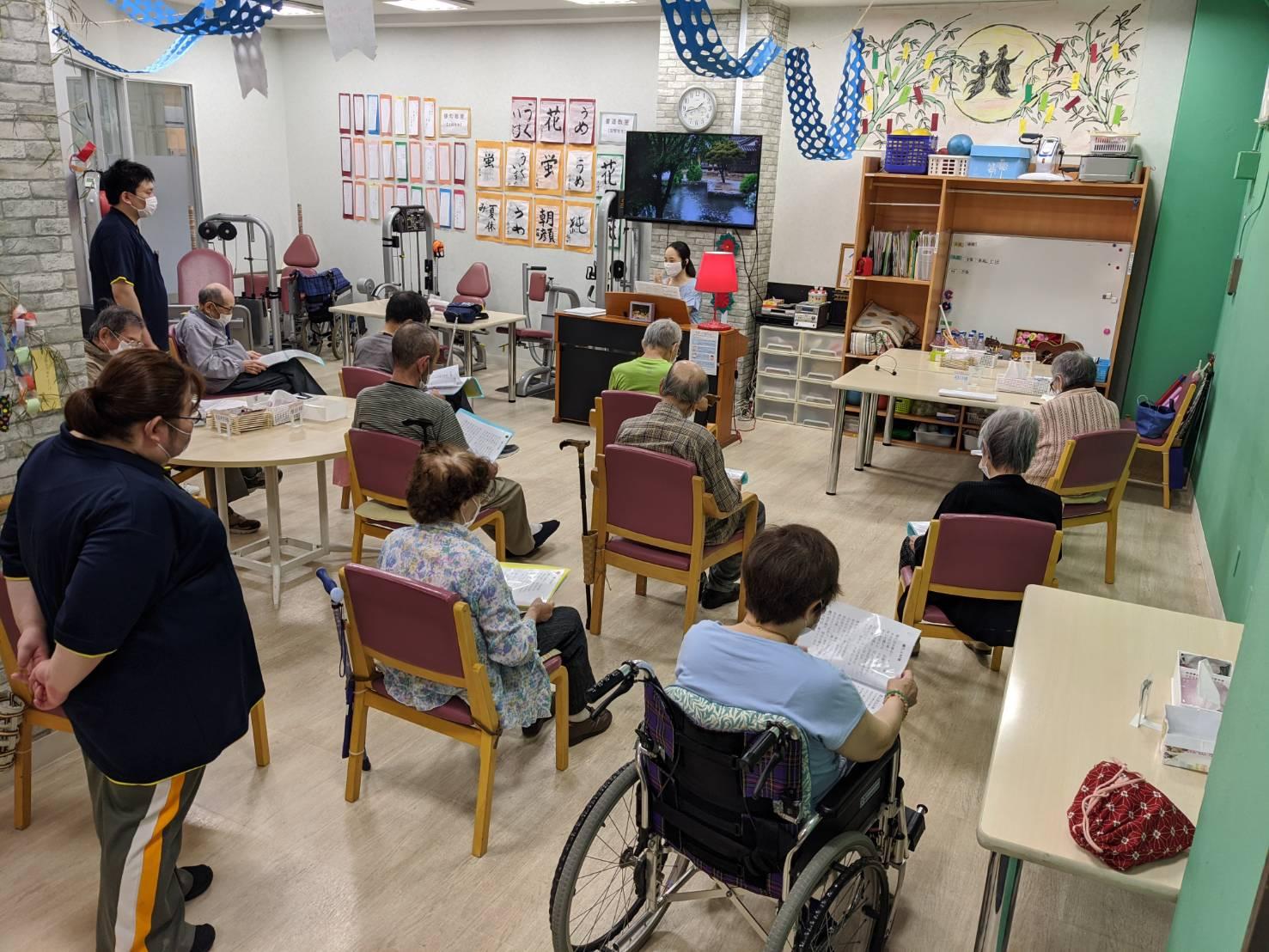 照护人员 in 老年家庭护理