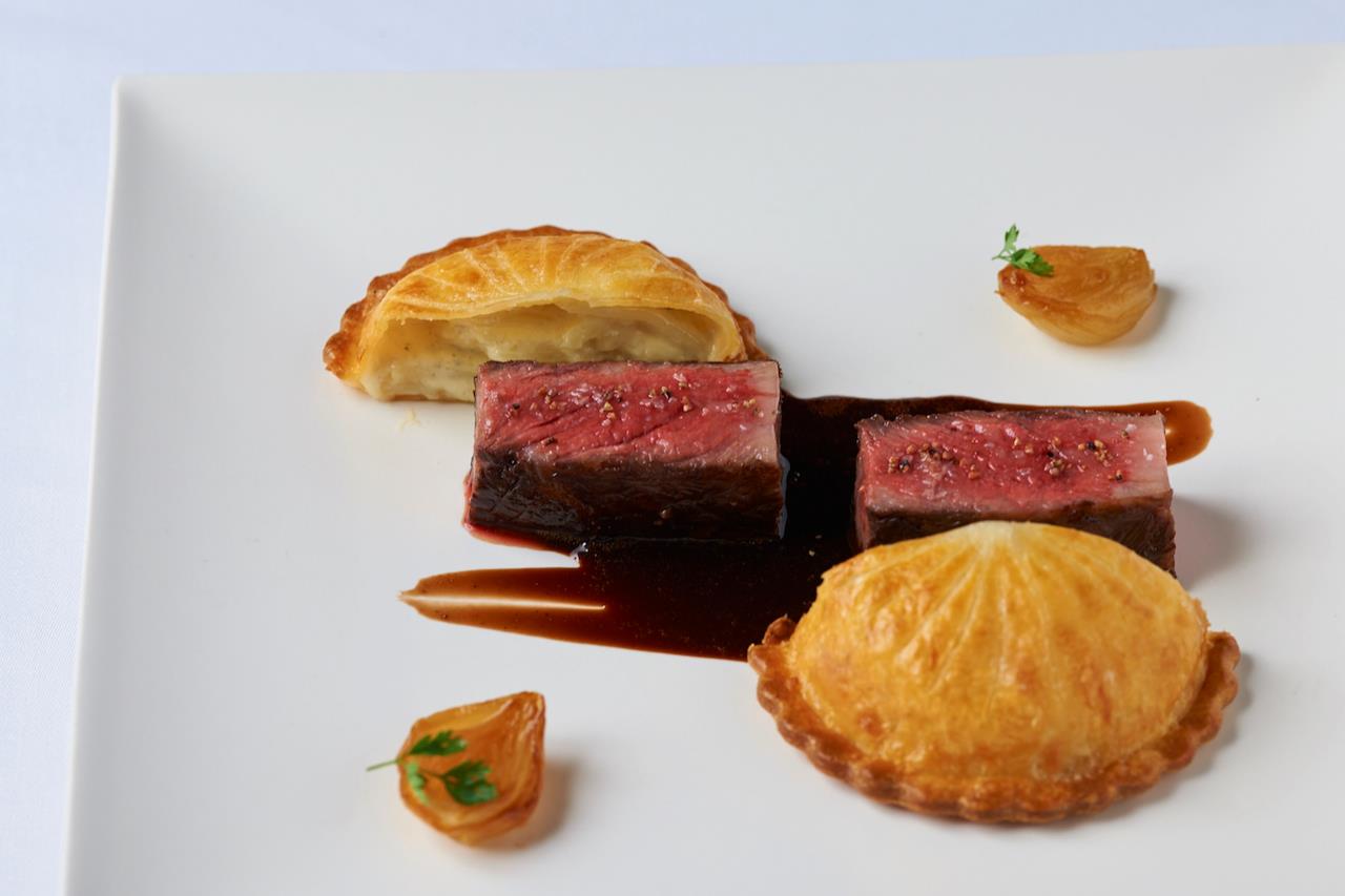 ウェイター・ウエイトレス/ホテル