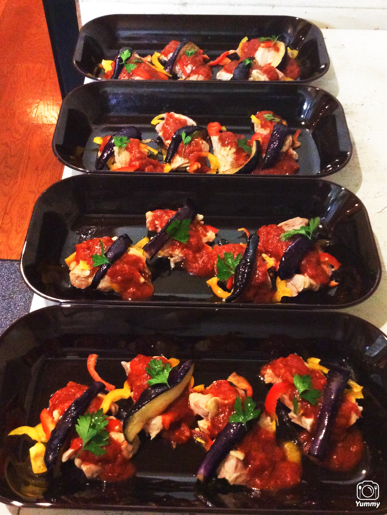 Phụ bếp in Nhà hàng