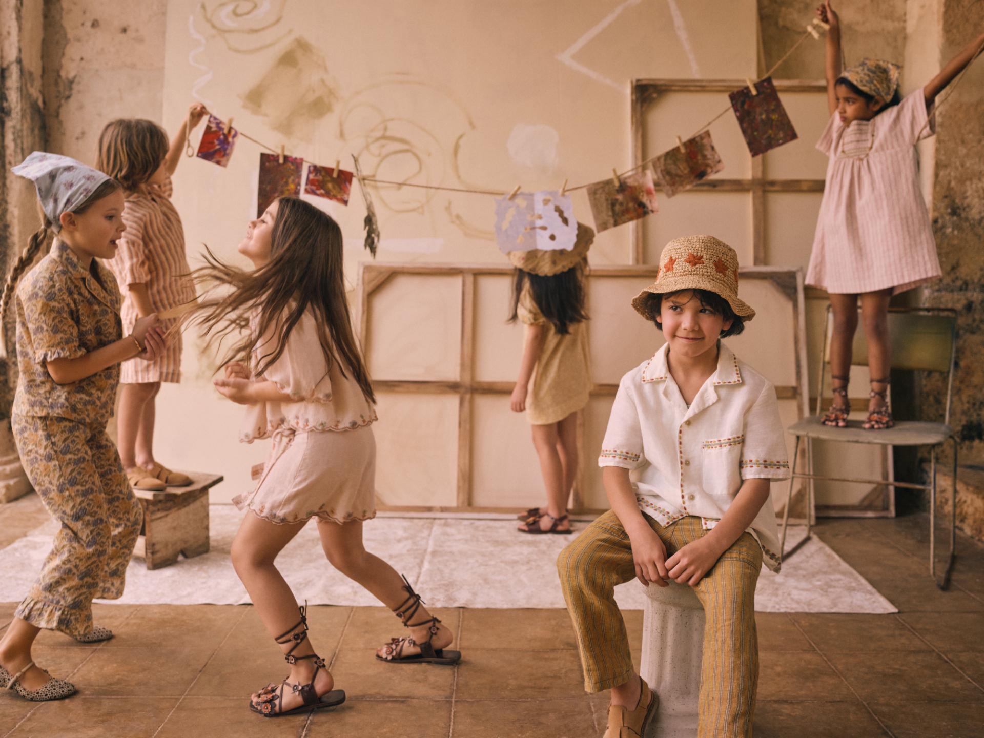 အေရာင္းသမား in ဖက်ရှင်