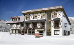 Hotel (Hotel receptionist)