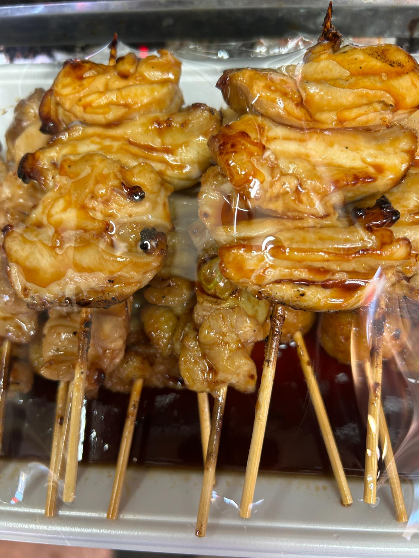 厨房服务员 in 餐厅