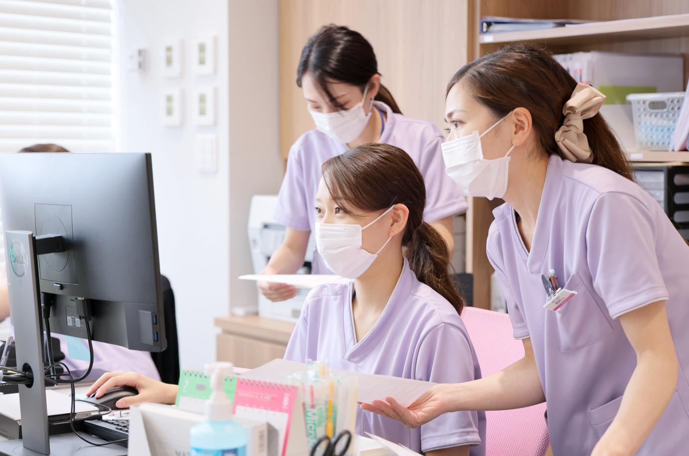 လက်ထောက် in ဆေးရုံ