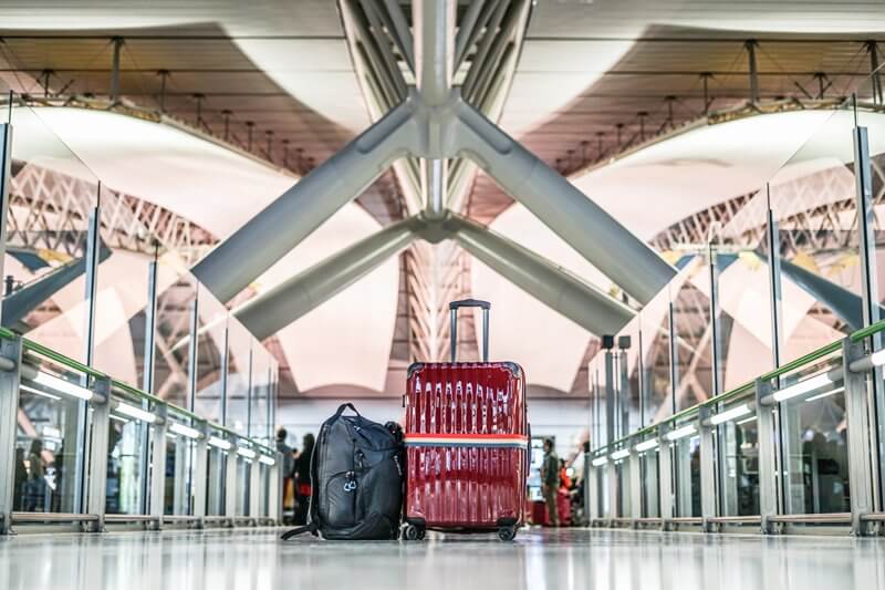 Sales/ English-Japanese in Mobile store