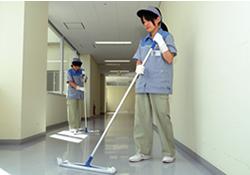 Nhân viên vệ sinh tòa nhà in Bảo trì tòa nhà