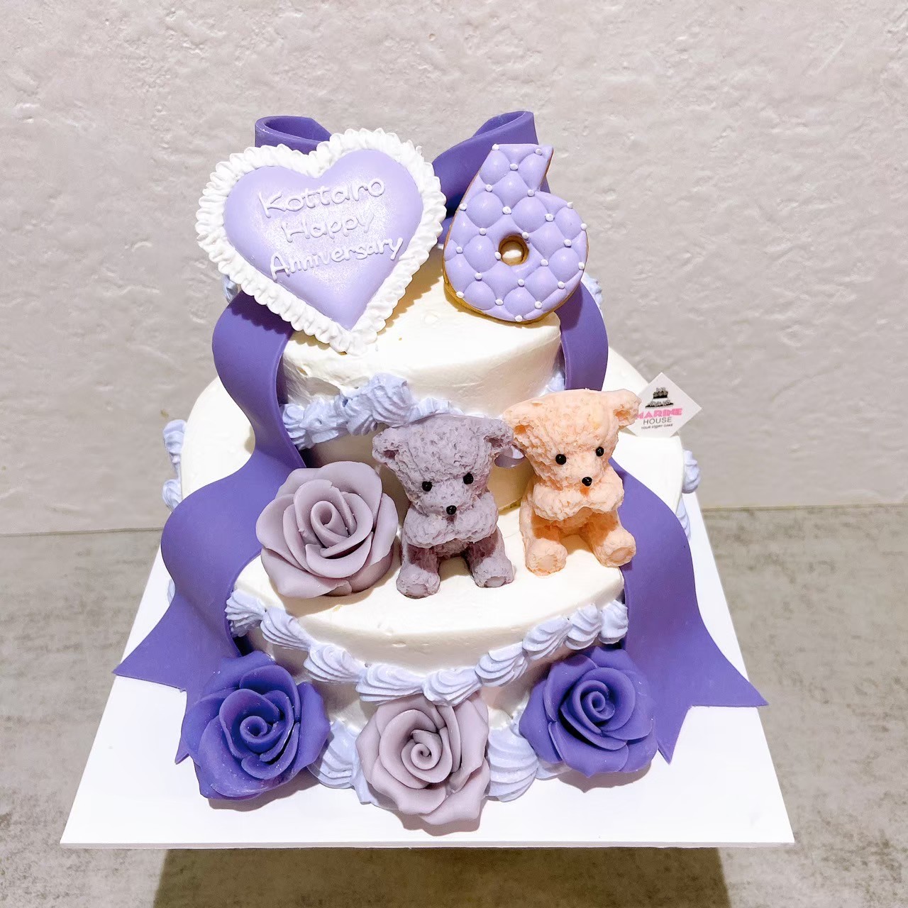 Kitchen server in Restaurant