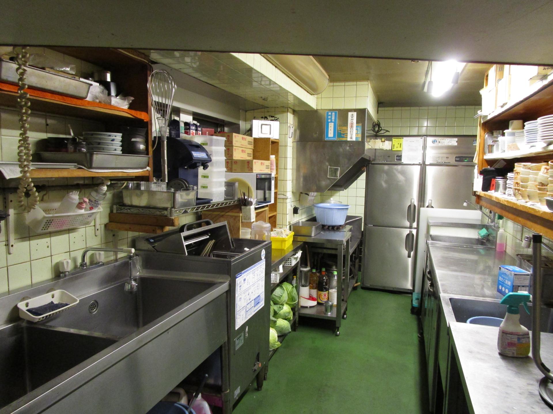 烹飪 in 餐廳/ 居酒屋（酒館）