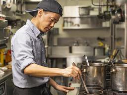 飲食店/カフェ (調理)