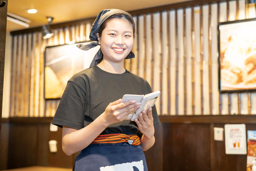 餐厅/ 居酒屋(酒馆) (服务员)