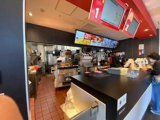 Nam phục vụ / Nữ phục vụ in Nhà hàng/ Đồ ăn nhanh