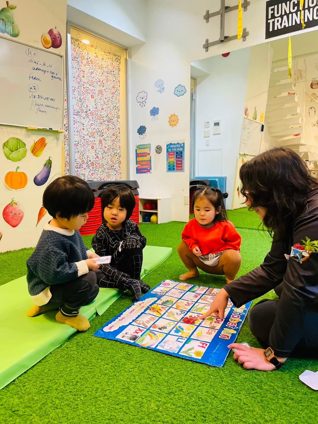 ဆရာ၊ဆရာမ / ထိုင်း in ဘာသာစကားကျောင်း