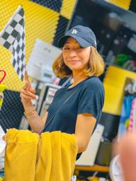 レンタカー会社 (受付)