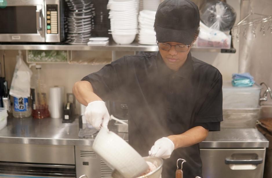 Kitchen server in Restaurant