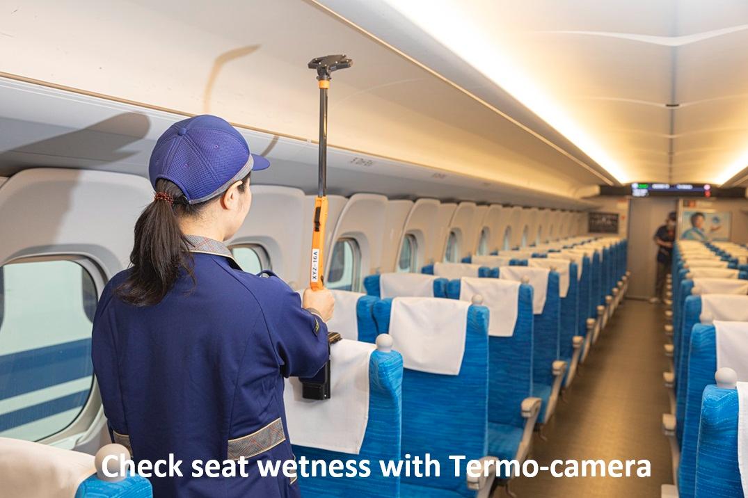 Building Cleaner in Cleaning Service