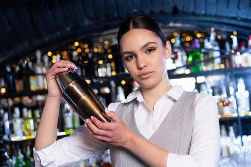 Bartender in Restaurant/Bar