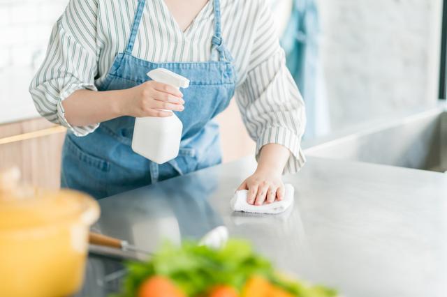 Baby-sitter in Nursery